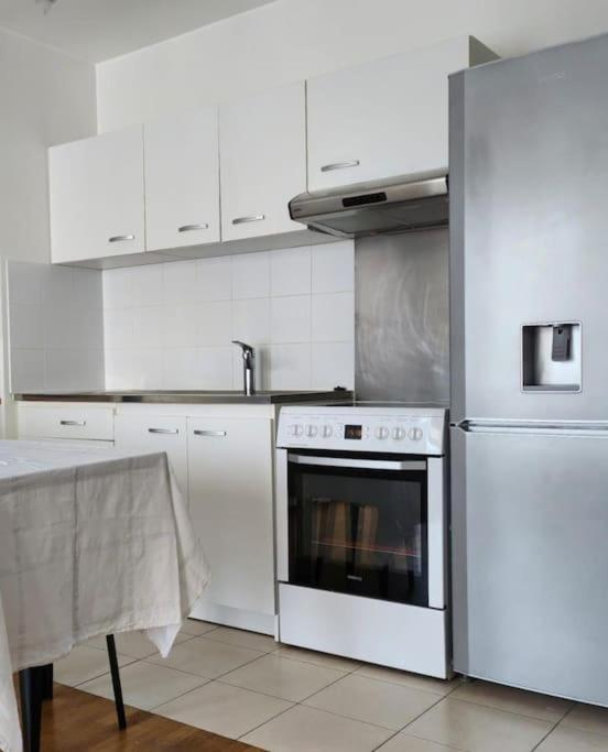 Appartement 2 Pieces 5Min Gare Val D'Europe Parking Inclus 몽테브랭 외부 사진