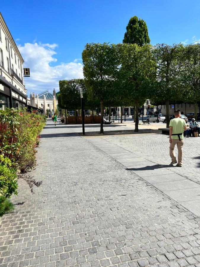 Appartement 2 Pieces 5Min Gare Val D'Europe Parking Inclus 몽테브랭 외부 사진