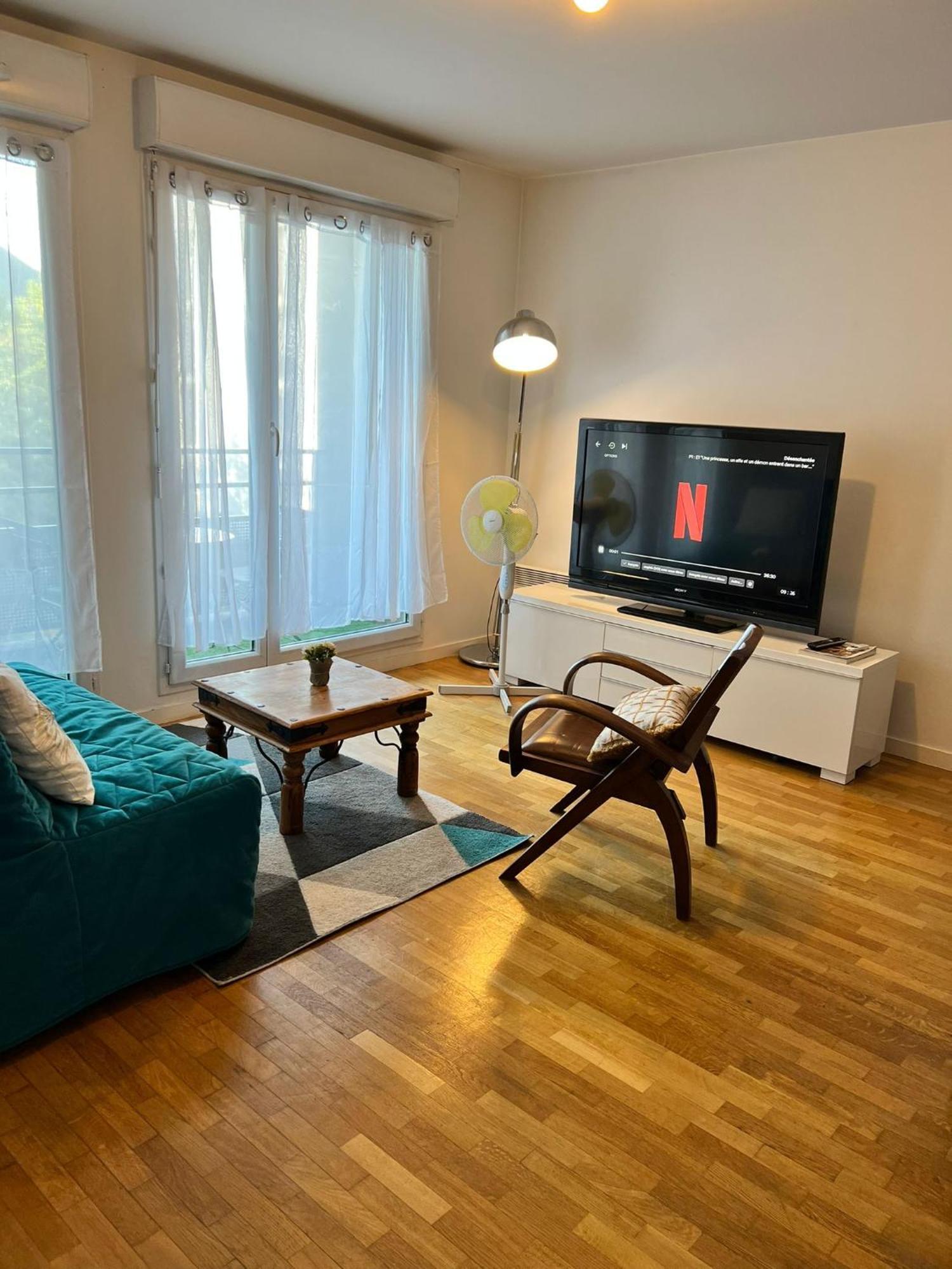Appartement 2 Pieces 5Min Gare Val D'Europe Parking Inclus 몽테브랭 외부 사진